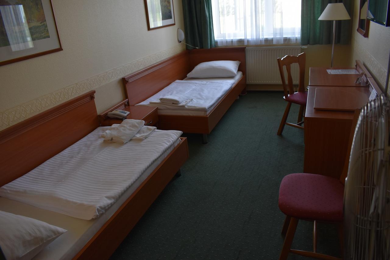Bed and Breakfast Paprika Panzió Hegyeshalom Exterior foto